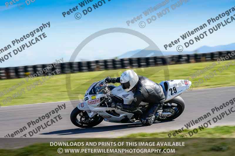 anglesey no limits trackday;anglesey photographs;anglesey trackday photographs;enduro digital images;event digital images;eventdigitalimages;no limits trackdays;peter wileman photography;racing digital images;trac mon;trackday digital images;trackday photos;ty croes